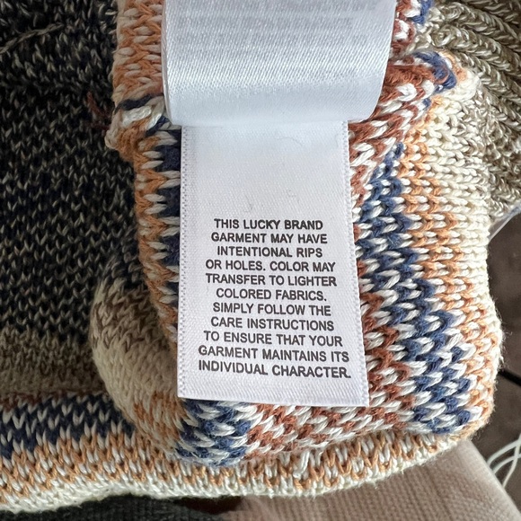 Lucky Brand Patterned Hooded Sweater – Tan, XL - Picture 11 of 11